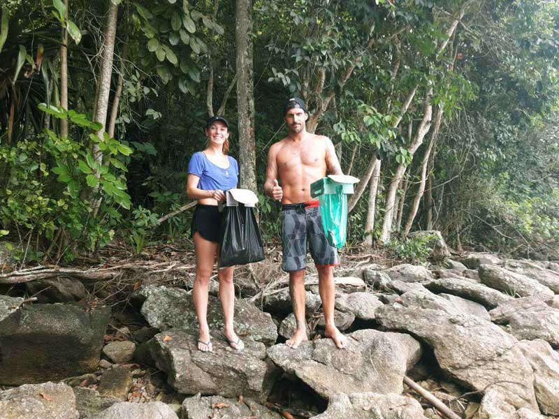 ICC e Verdescola contribuem com recuperação ambiental na Praia do Camburi