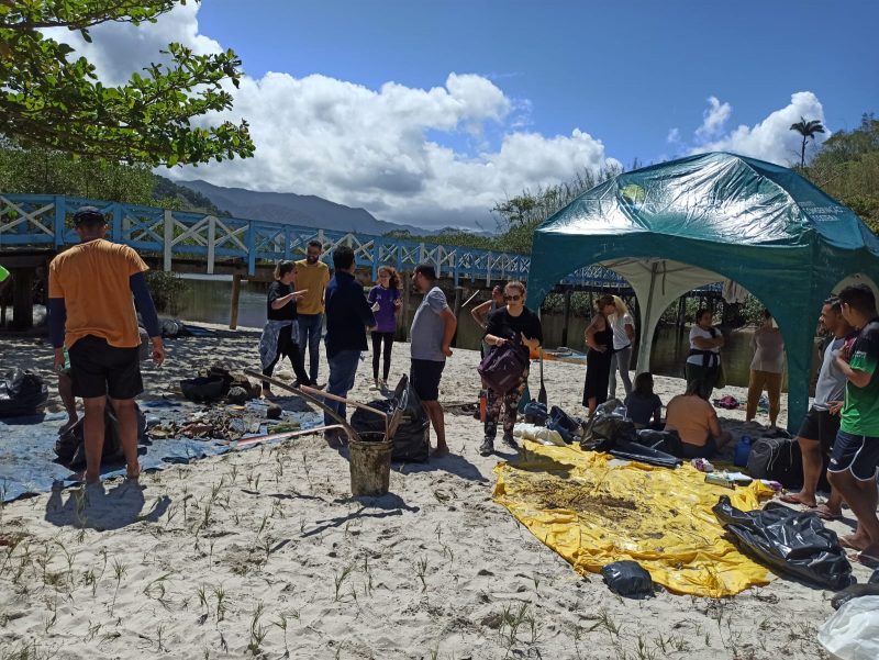 Dia Mundial de Limpeza de Rios e Praias - 2022 - APA Baleia Sahy